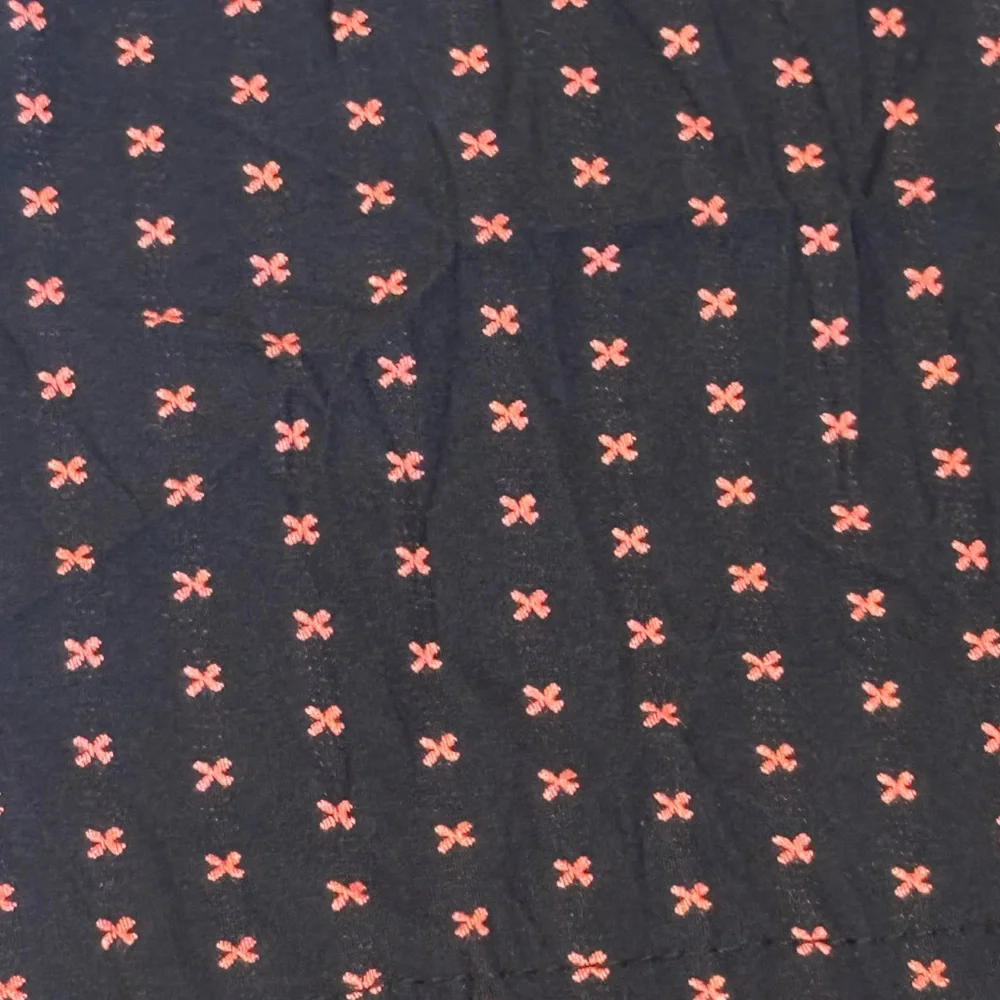 Kozan Made in Turkey Textured Cropped Pants Black & Red size Large - Picture 5 of 9